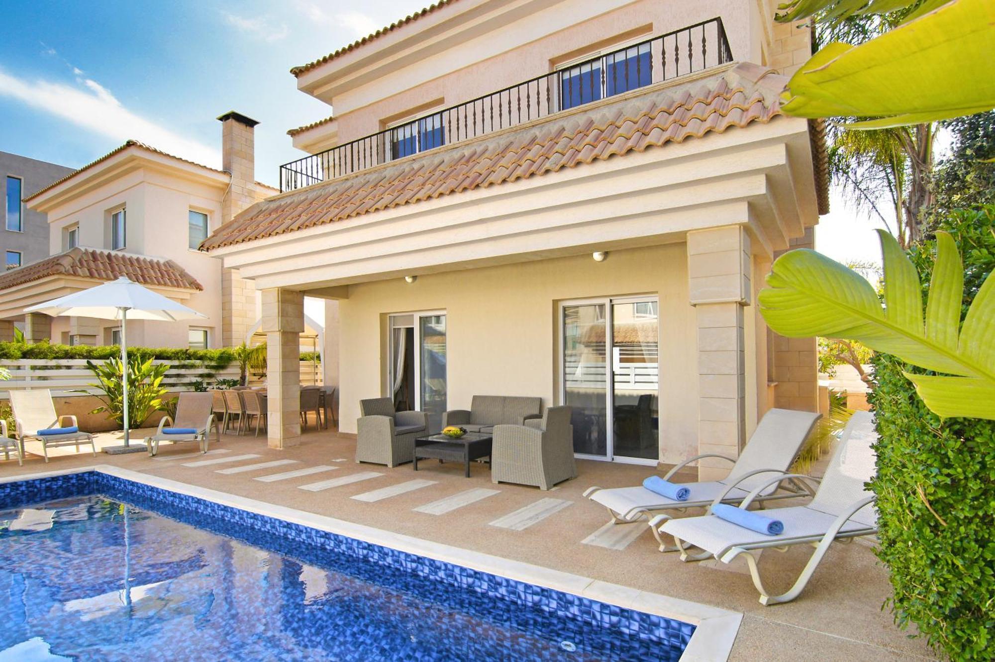 Villa Alyson พาราลิมนี ภายนอก รูปภาพ