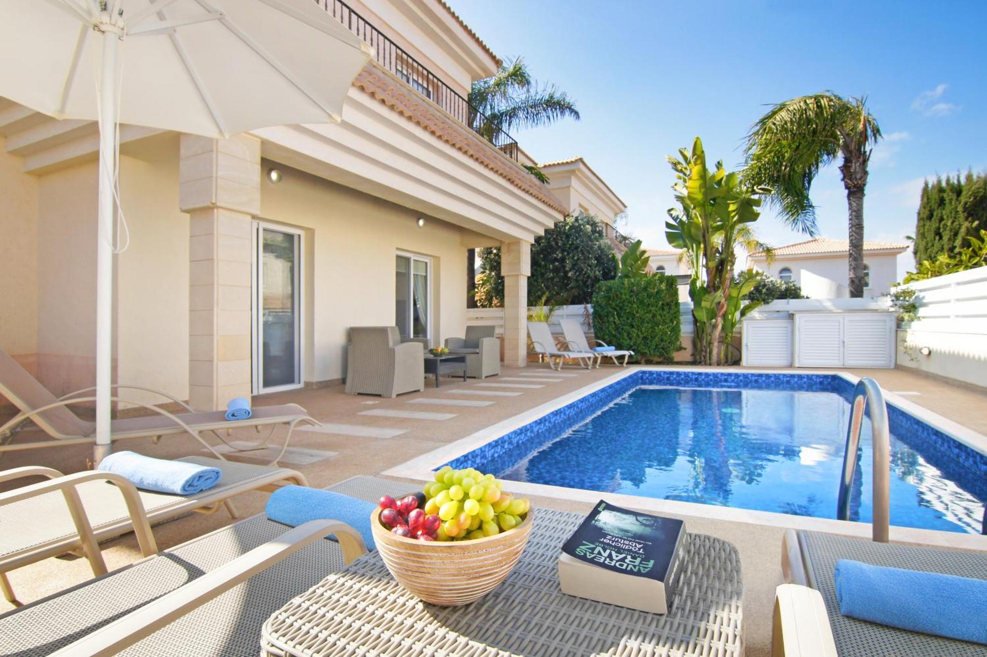 Villa Alyson พาราลิมนี ภายนอก รูปภาพ